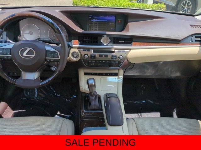 Used 2018 Lexus ES 350 w/ Luxury Package w/Wood Trim FWD image 14