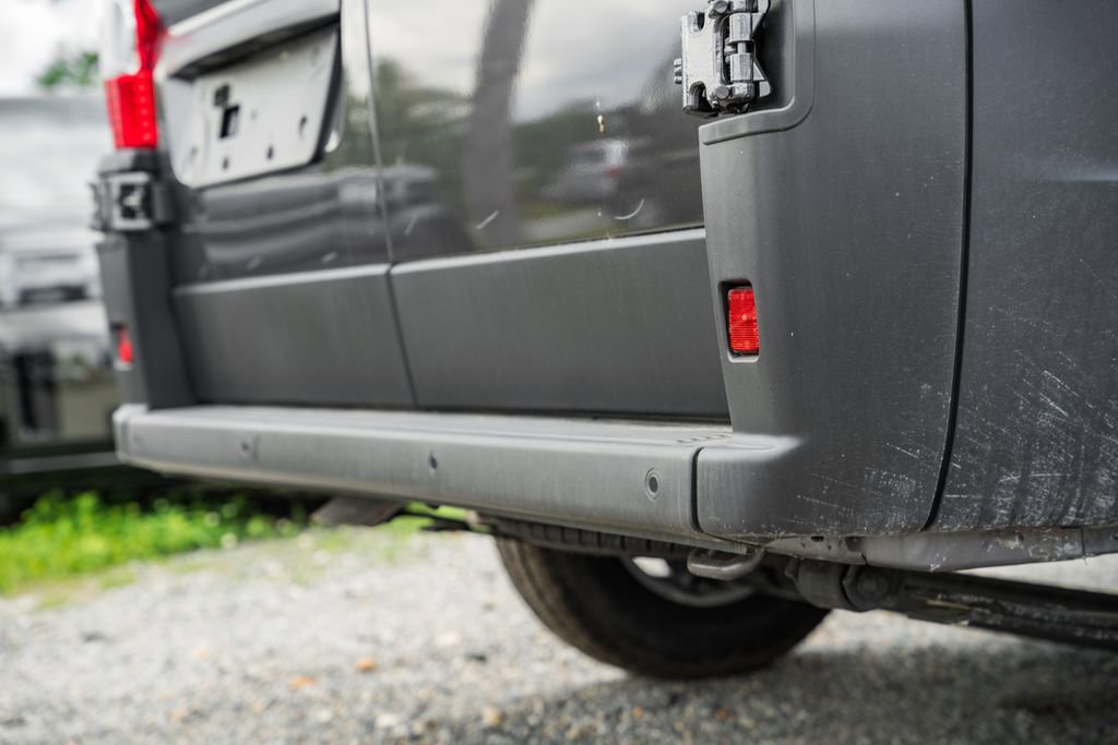 New 2025 RAM ProMaster 3500 w/ Quick Order Package 22G SLT image 8