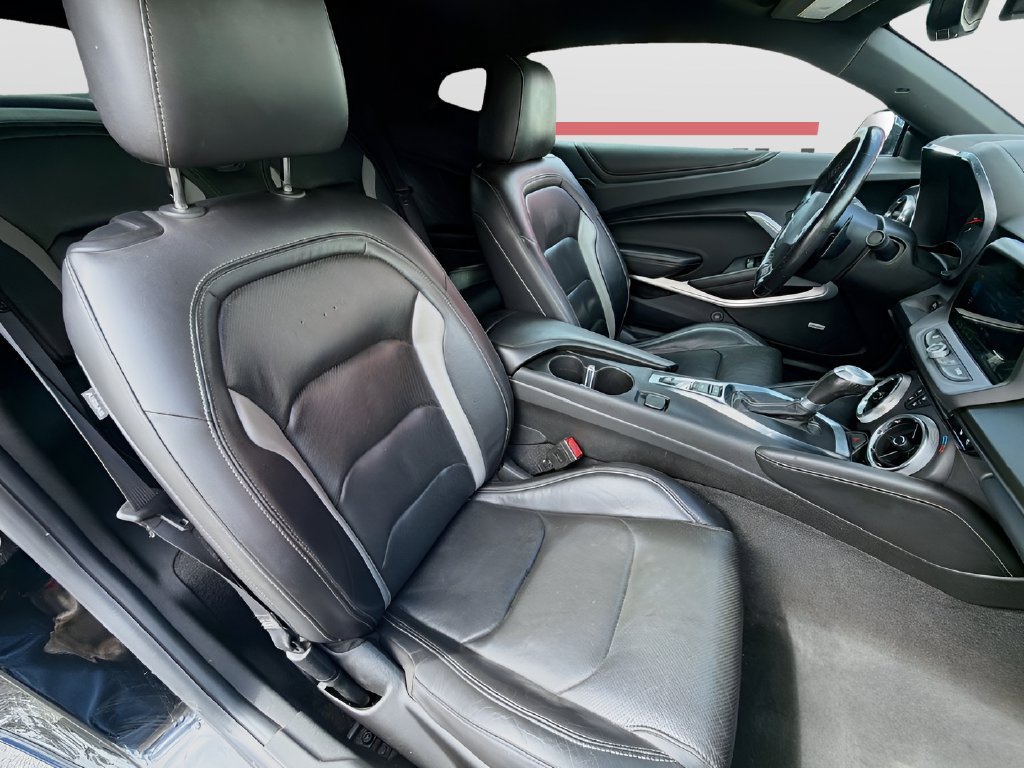 Used 2021 Chevrolet Camaro SS RWD image 27