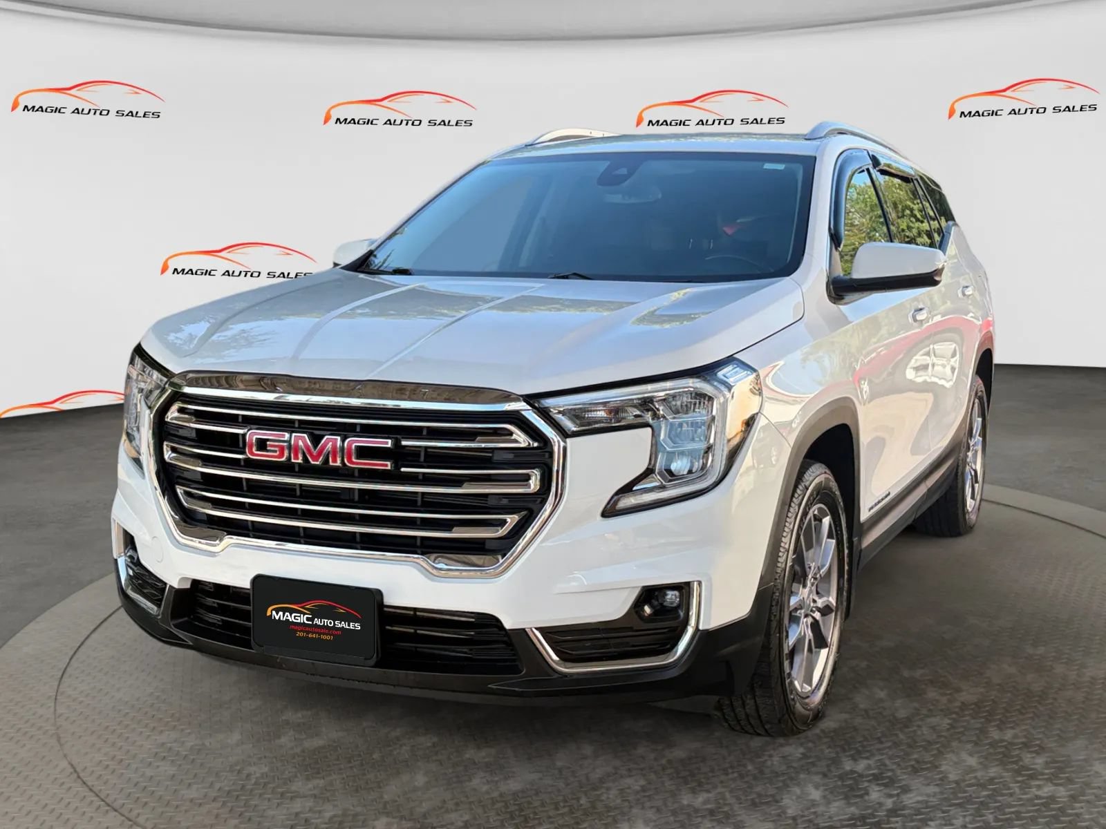 Used 2022 GMC Terrain SLT w/ LPO, Floor Liner Package