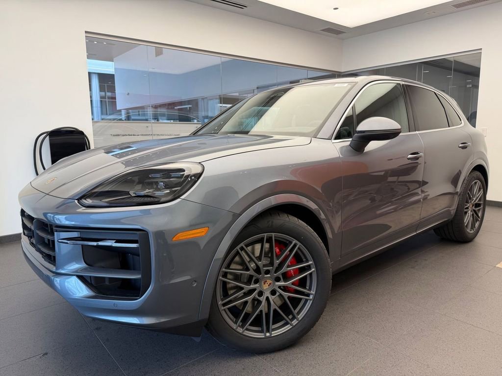 New 2026 Porsche Cayenne S AWD/4WD image 1