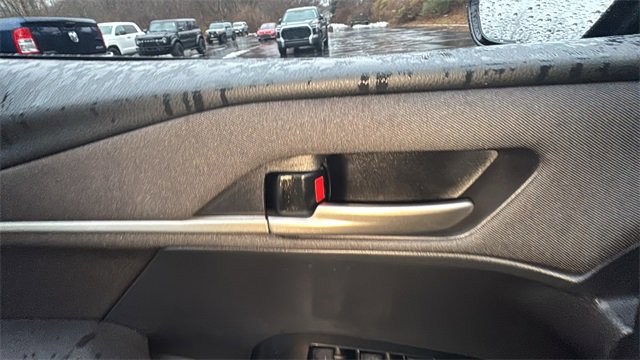 Used 2025 Toyota Camry LE image 12