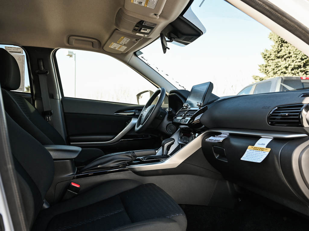 New 2026 Mitsubishi Eclipse Cross LE image 10