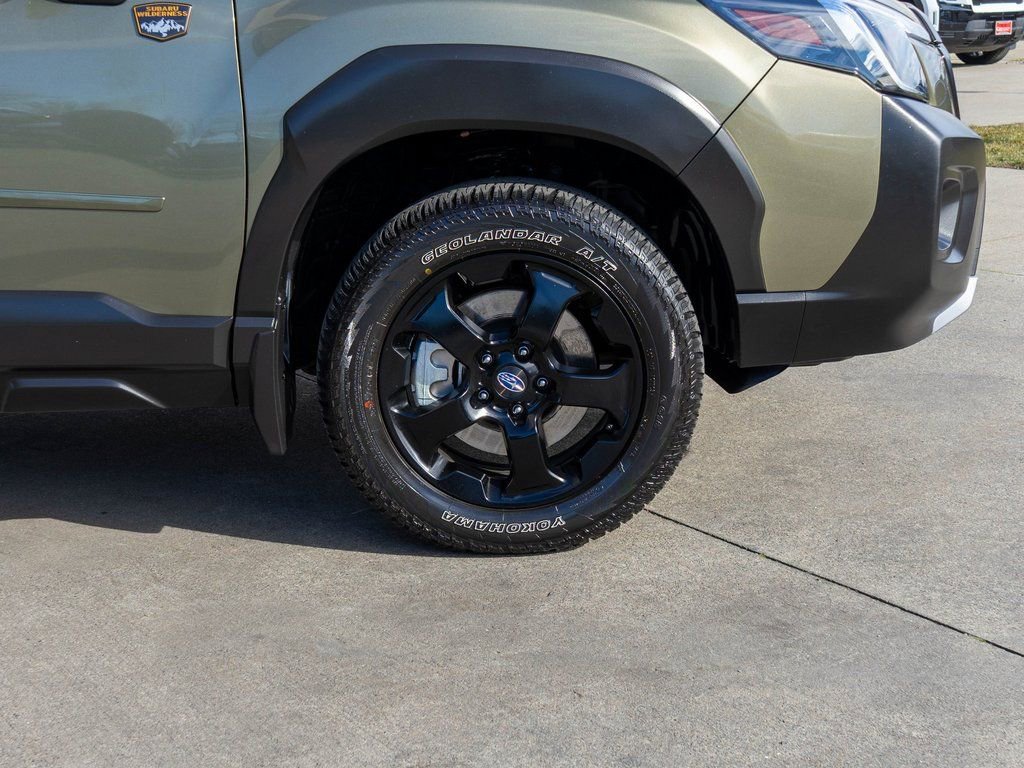 Used 2025 Subaru Forester Wilderness AWD/4WD image 38