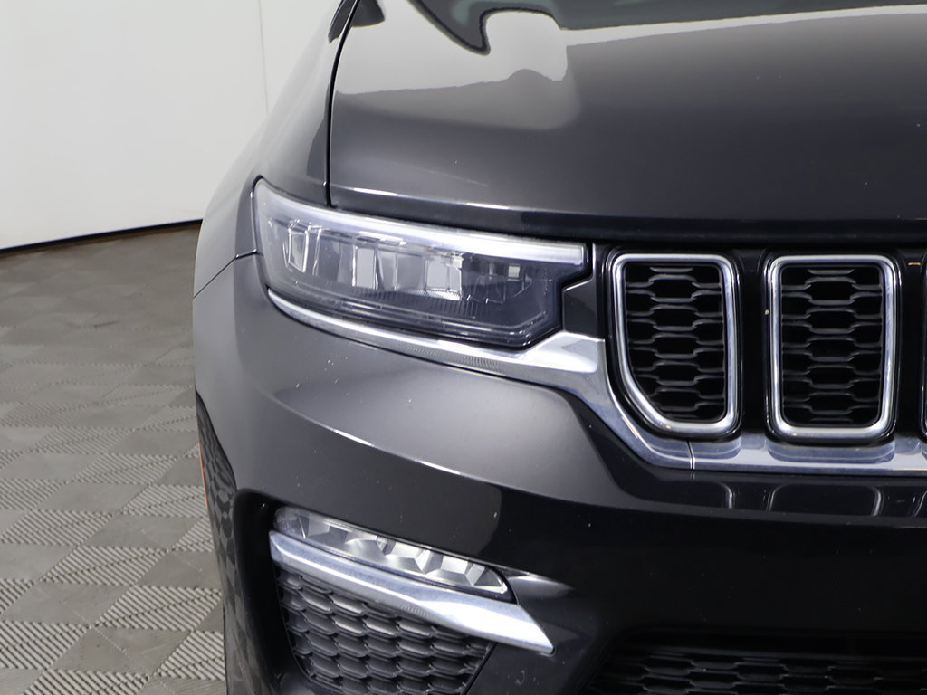 Used 2023 Jeep Grand Cherokee 4WD 4xe image 16