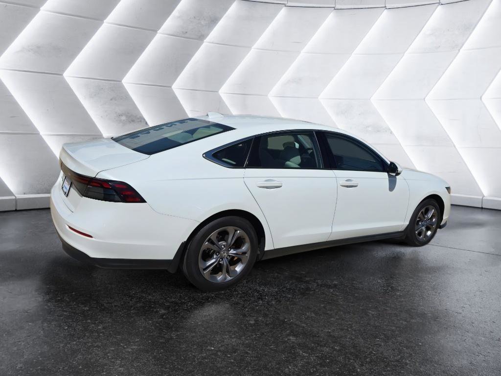 Used 2024 Honda Accord EX image 5
