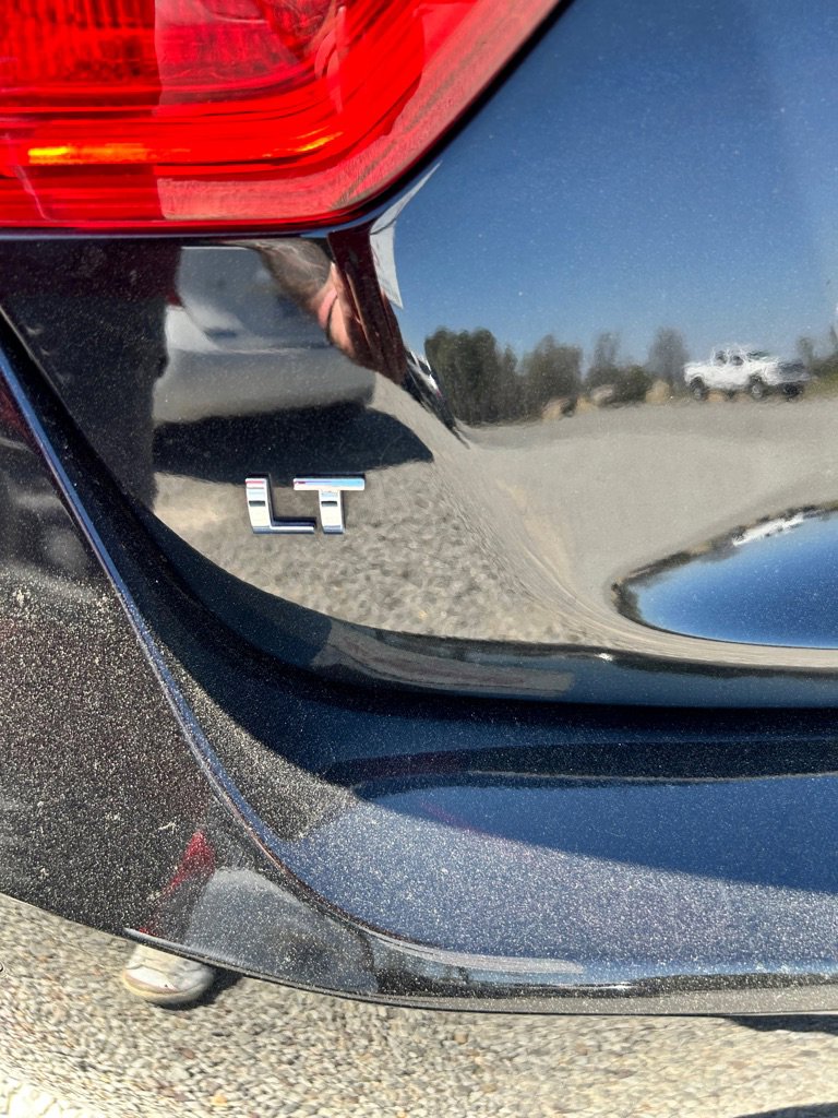 Used 2015 Chevrolet Impala LT w/ Convenience Package image 17