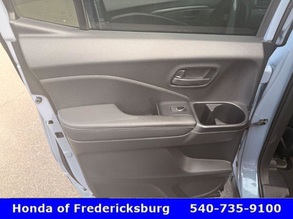 Certified 2025 Honda Ridgeline Sport image 31