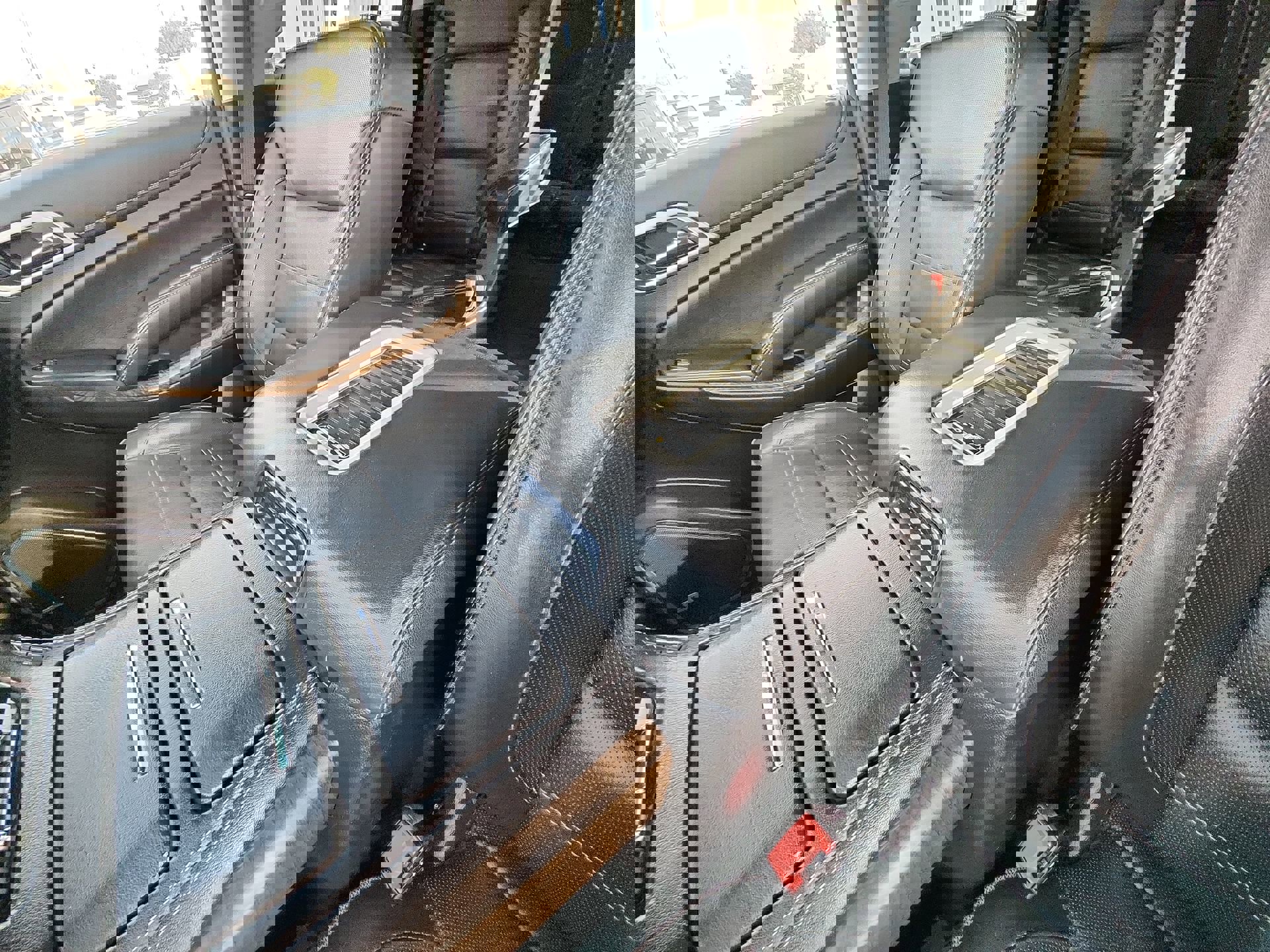 Used 2018 GMC Yukon XL Denali image 22