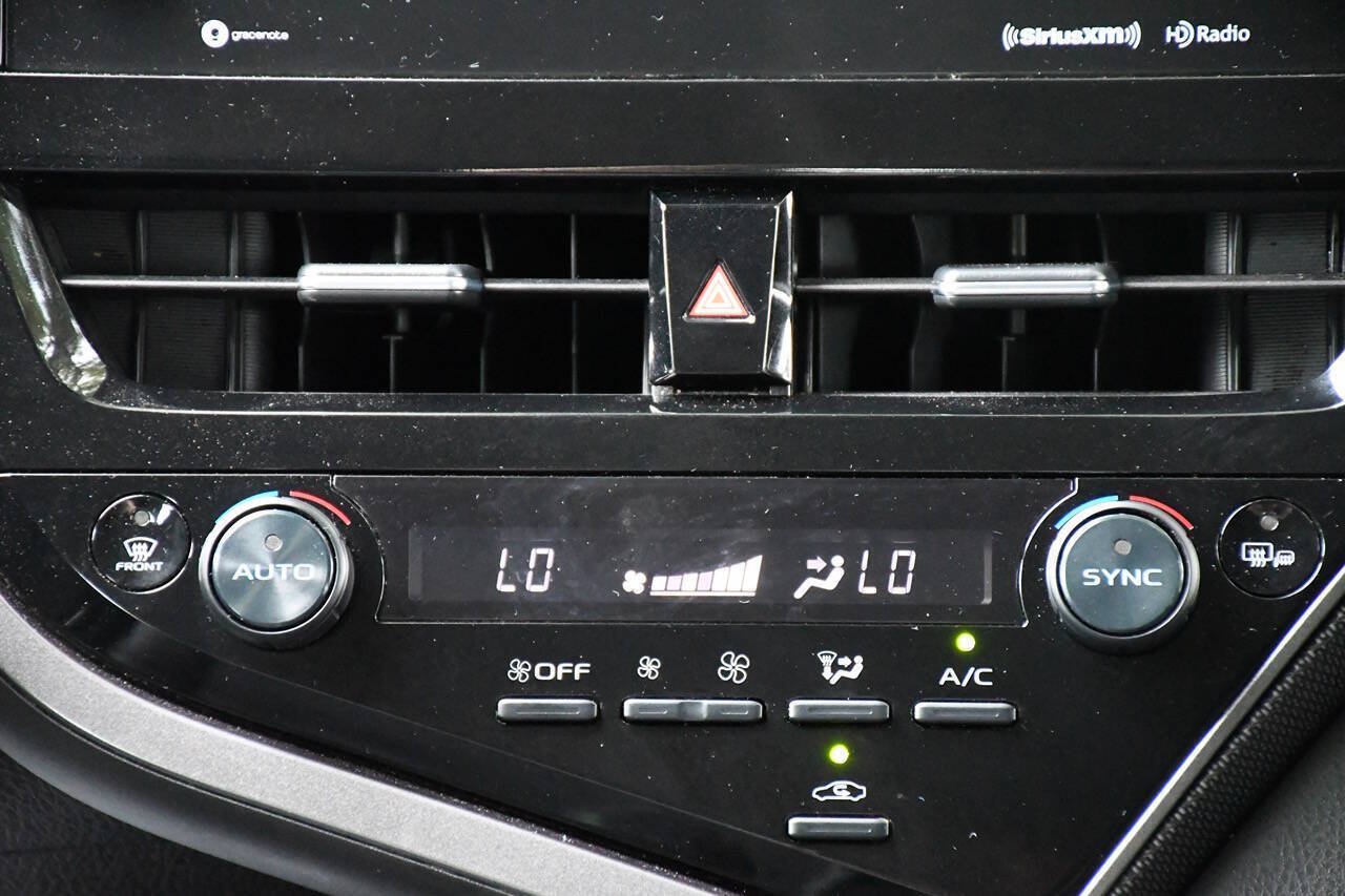Used 2023 Toyota Camry XSE FWD image 37