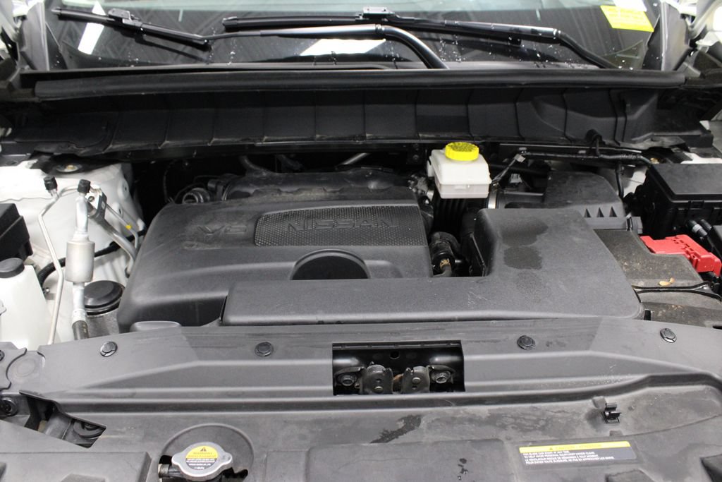 Used 2024 Nissan Pathfinder Platinum w/ Cargo Package AWD/4WD image 14
