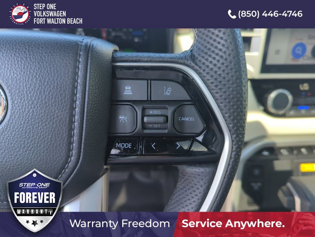 Used 2024 Toyota Sequoia Capstone image 23