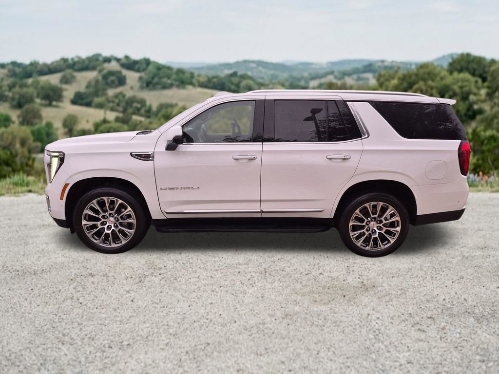 Used 2025 GMC Yukon Denali AWD/4WD image 5