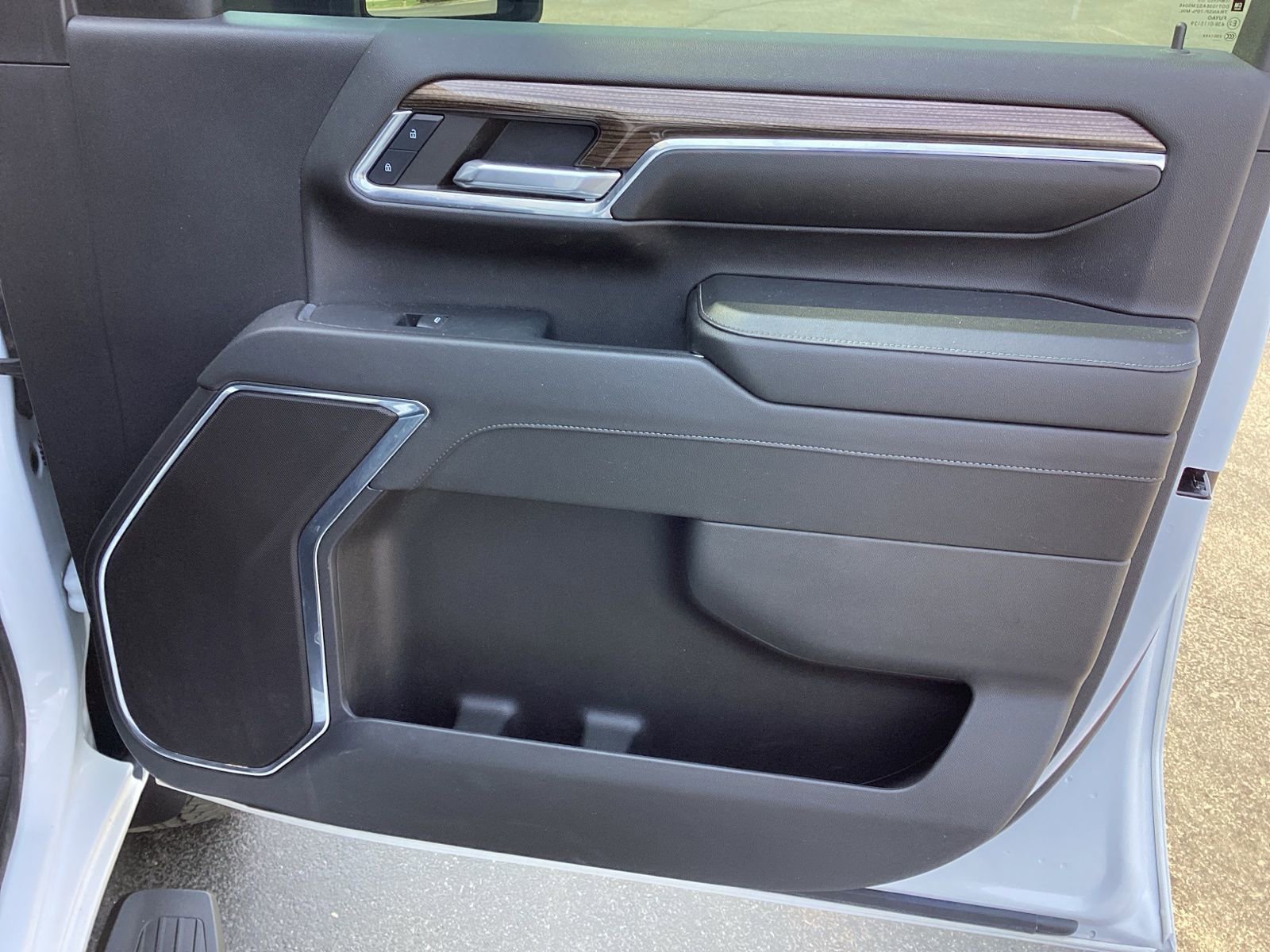 Used 2024 Chevrolet Silverado 2500 LT image 22