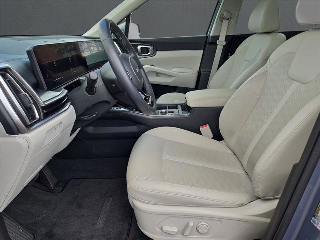 Used 2025 Kia Sorento S w/ Panoramic Sunroof Package FWD image 46
