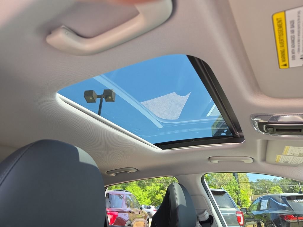 Used 2024 Hyundai Kona Limited image 20