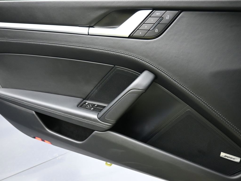 Certified 2025 Porsche 911 Carrera image 25