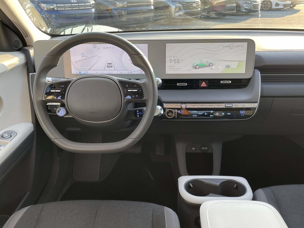 Certified 2024 Hyundai Ioniq 5 SE AWD/4WD image 4