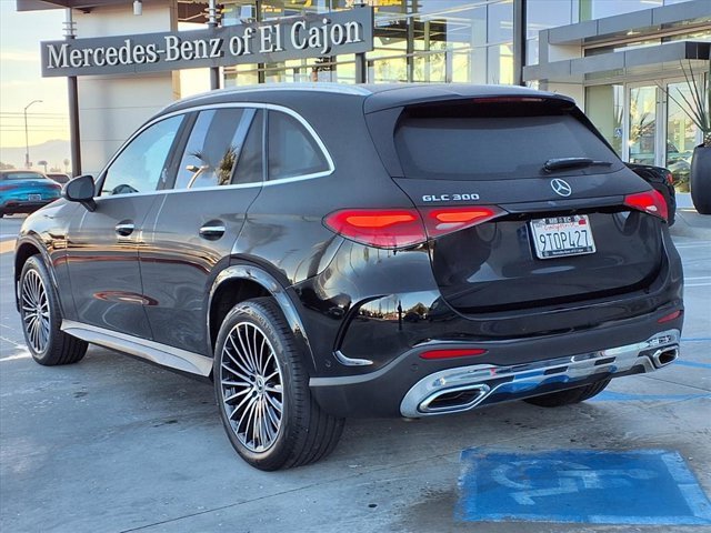 Used 2025 Mercedes-Benz GLC 300 image 21
