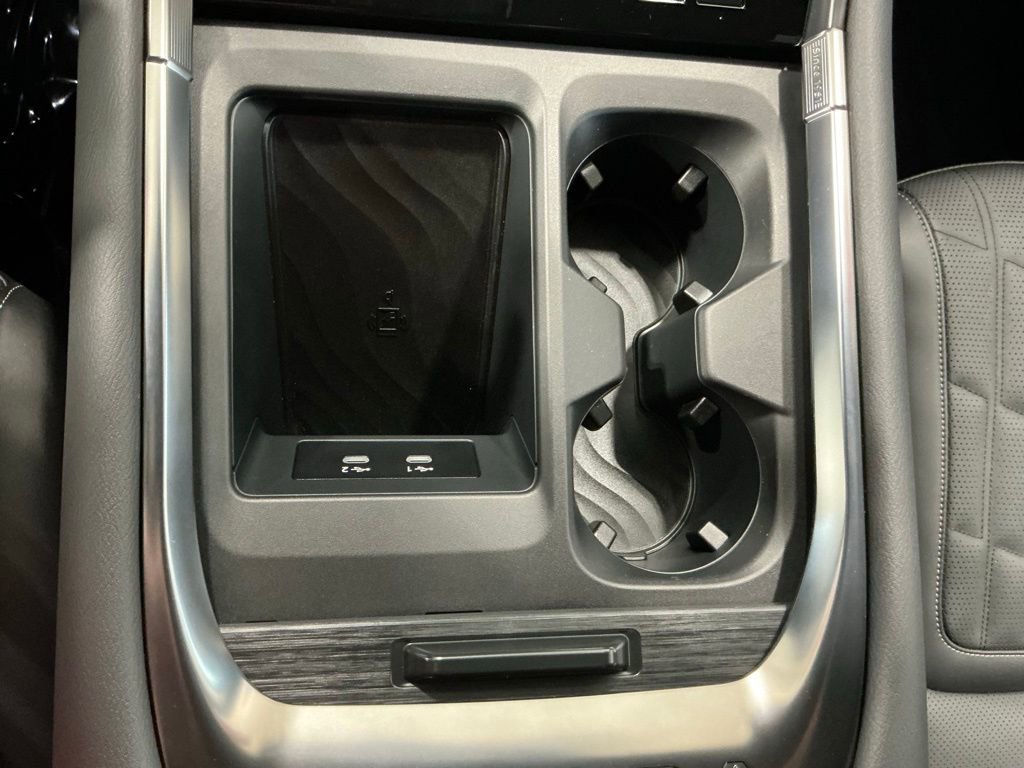 Used 2025 Nissan Armada PRO-4X image 65