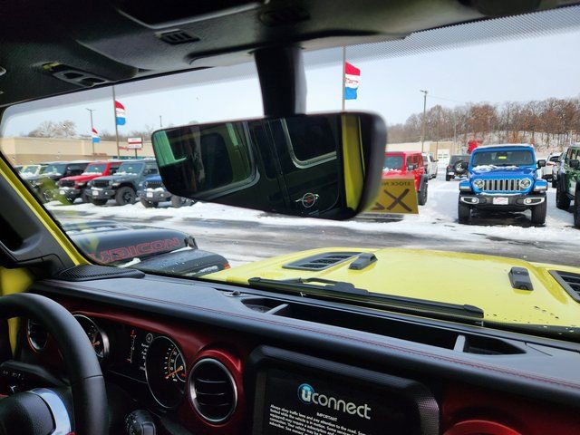 Used 2023 Jeep Wrangler Unlimited Rubicon w/ Cold Weather Group image 13