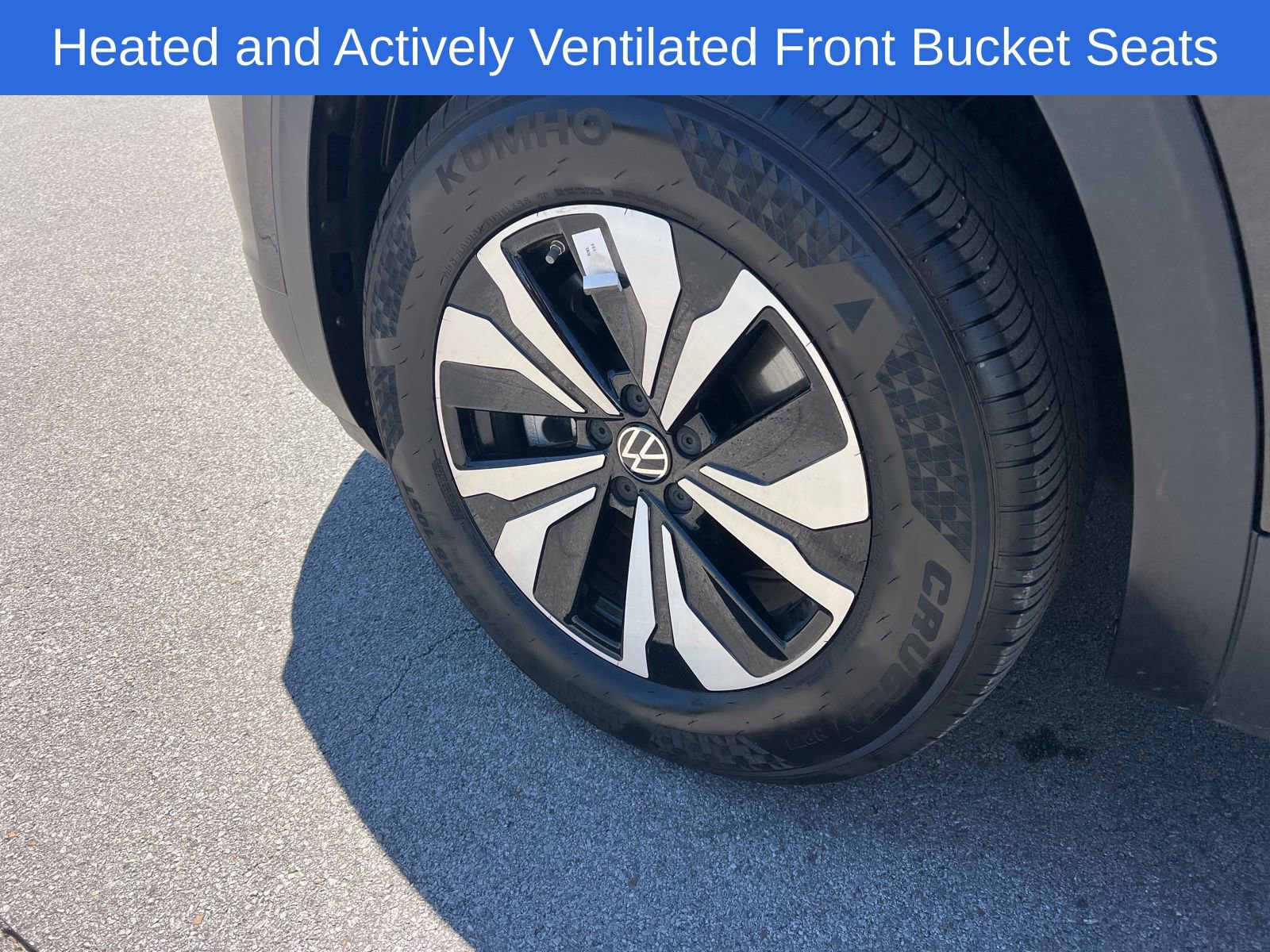 Certified 2026 Volkswagen Atlas SE FWD image 12