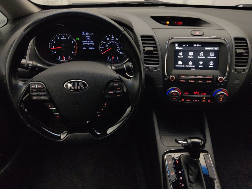 Used 2017 Kia Forte EX FWD image 22