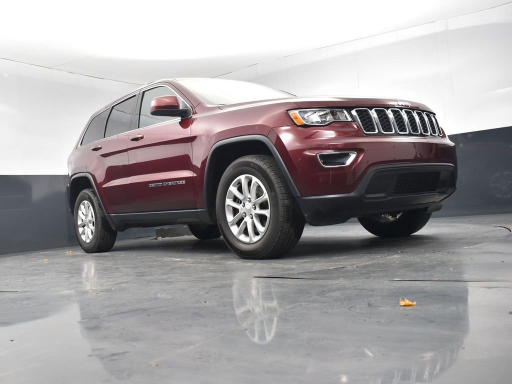 Used 2021 Jeep Grand Cherokee Laredo image 22