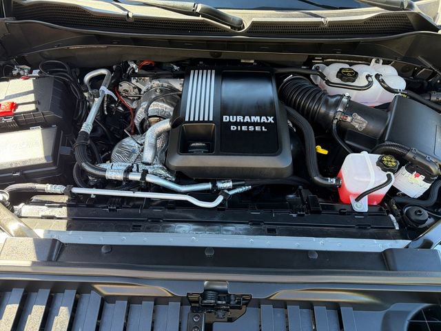 Used 2025 Chevrolet Silverado 1500 LT Trail Boss w/ Convenience Package II AWD/4WD image 16