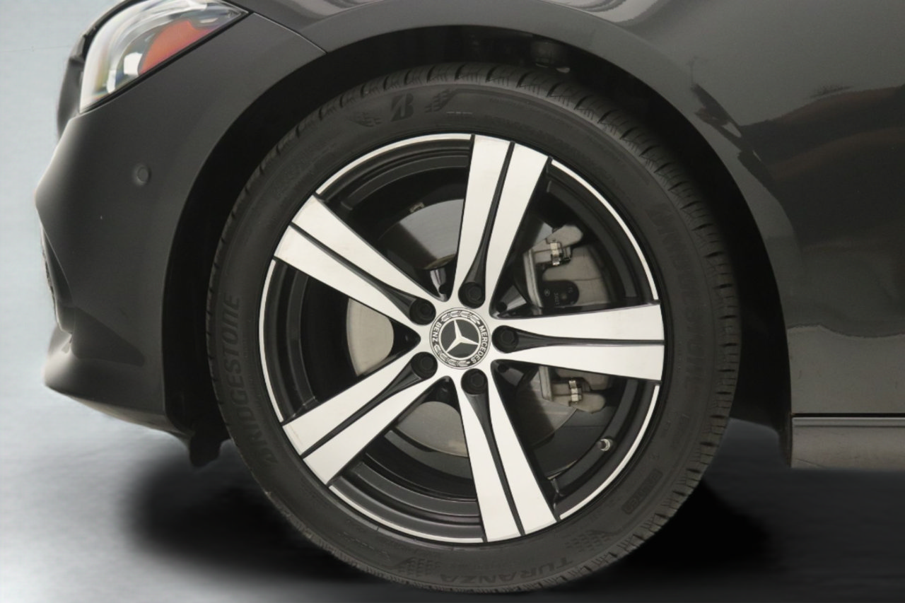 Certified 2023 Mercedes-Benz C 300 Sedan image 27