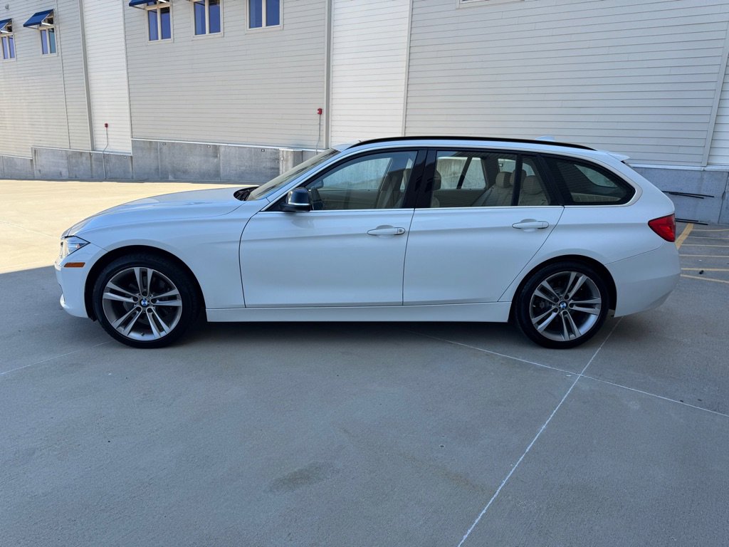 Used 2015 BMW 328i xDrive Wagon image 6