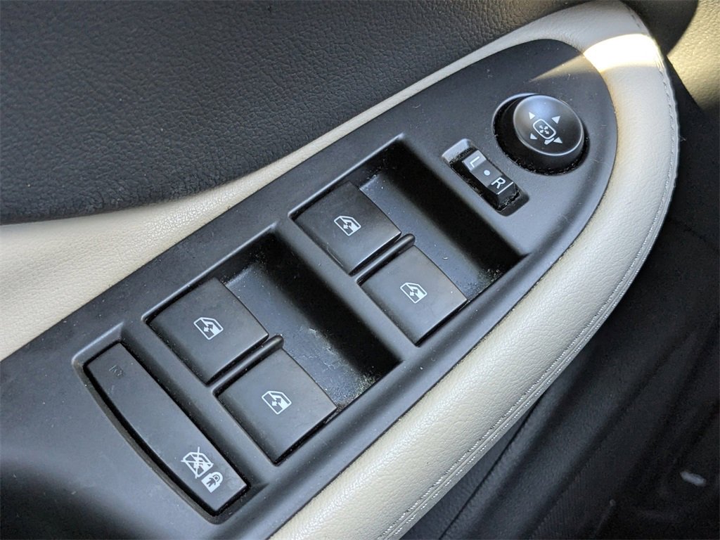 Used 2018 Buick Envision Premium w/ Driver Confidence Package image 25