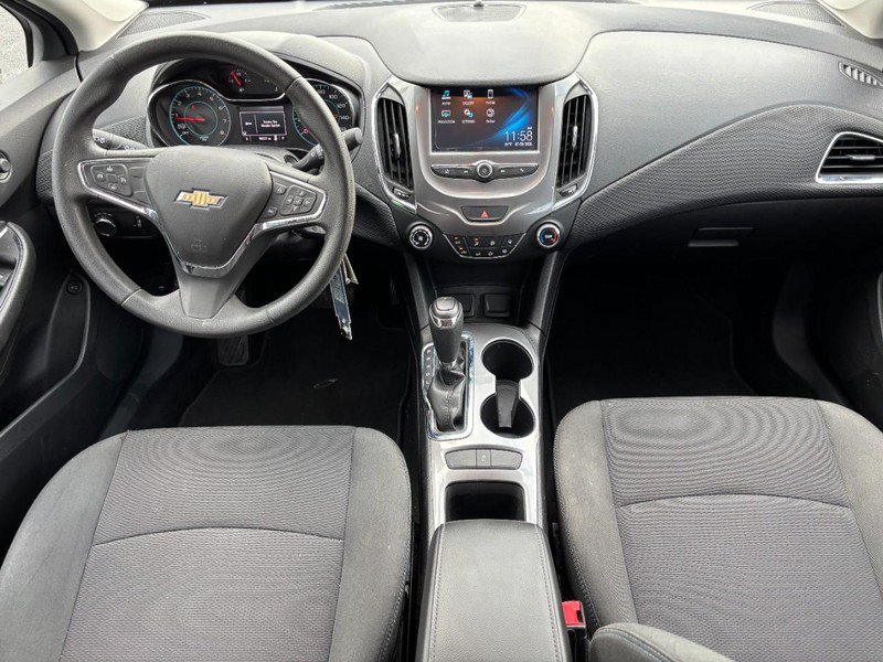 Used 2016 Chevrolet Cruze LT FWD image 11