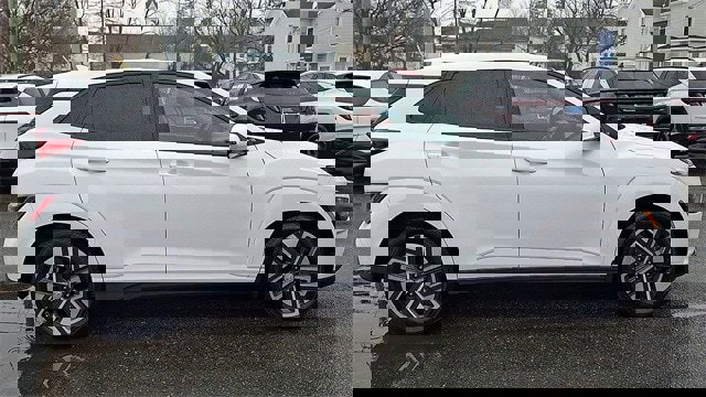 Certified 2023 Hyundai Kona SEL image 9