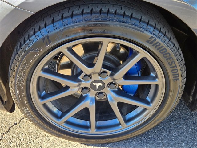 Used 2019 Tesla Model 3 Long Range image 12