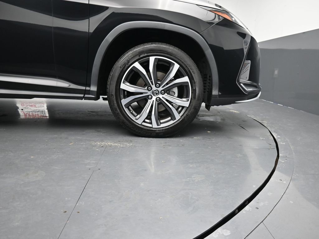 Used 2020 Lexus RX 350L Premium w/ Premium Package image 11
