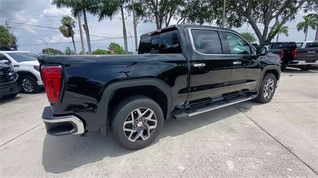 Used 2023 GMC Sierra 1500 SLT w/ SLT Premium Package image 14
