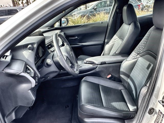 Used 2021 Lexus UX 200 w/ Accessory Package (Z1) FWD image 10