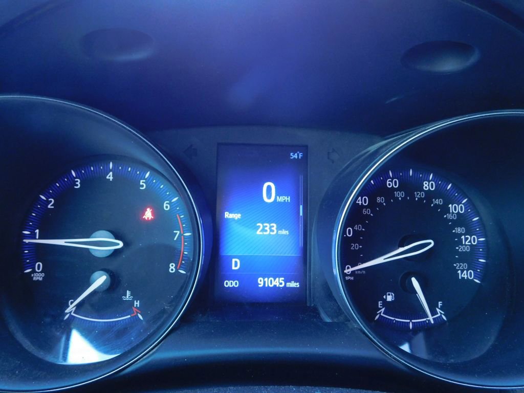 Used 2018 Toyota C-HR XLE image 11