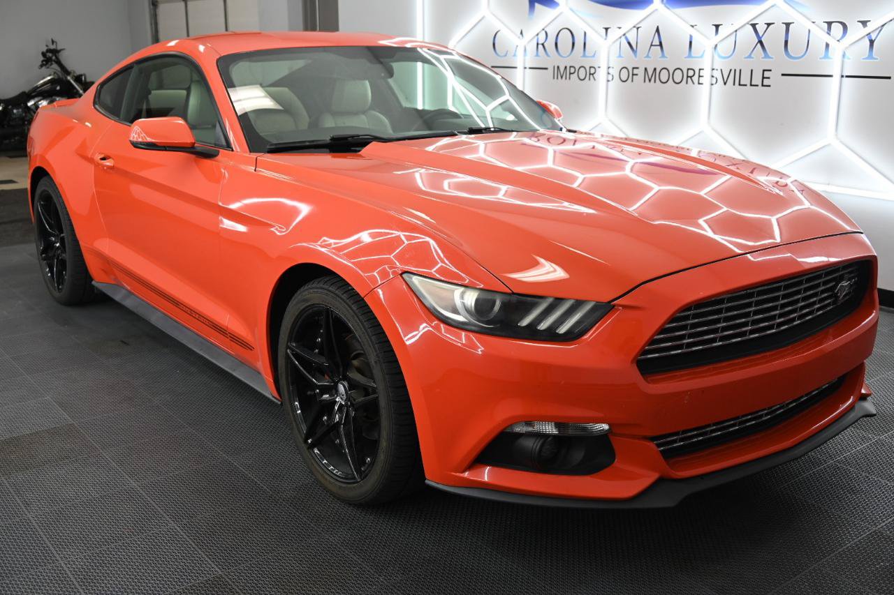 Used 2016 Ford Mustang Premium w/ Pony Package RWD image 5