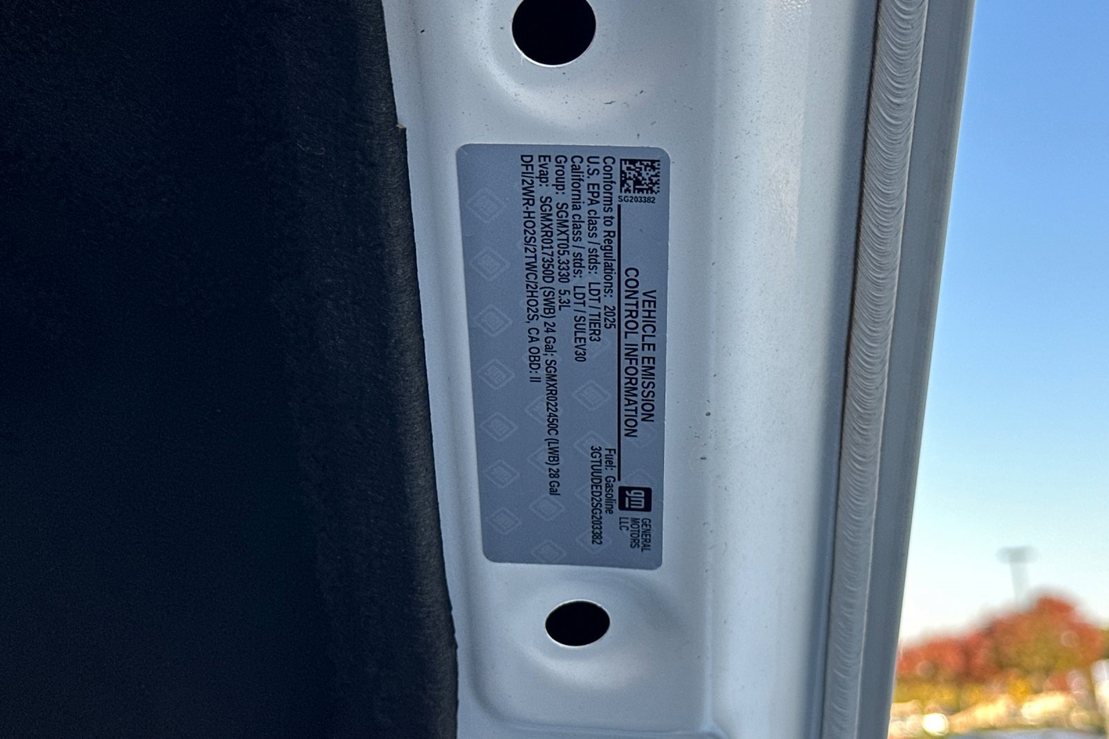 Used 2025 GMC Sierra 1500 SLT image 27