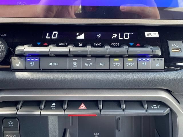 New 2026 Toyota Tundra Limited AWD/4WD image 10