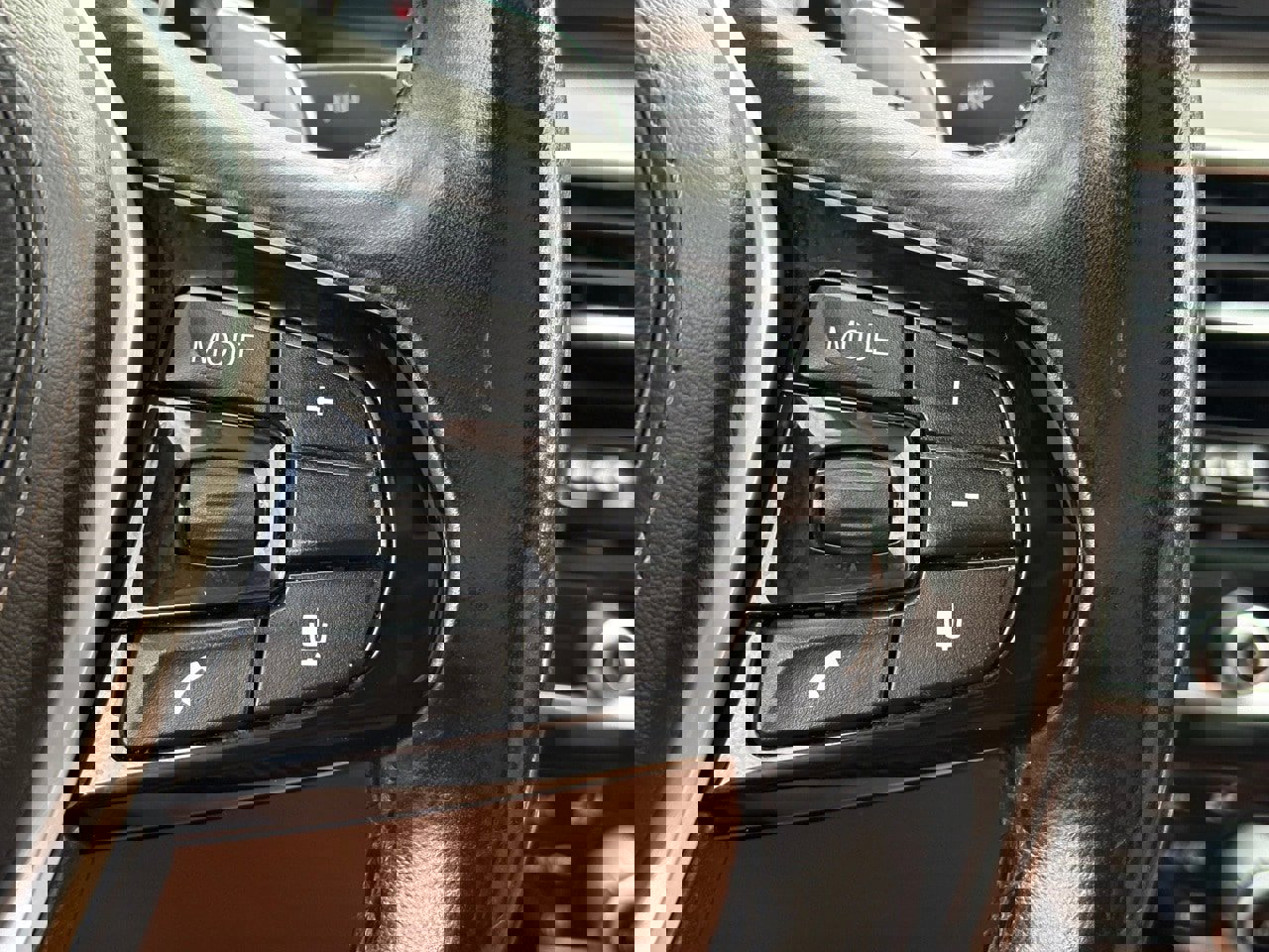 Used 2018 BMW 640i Gran Turismo xDrive w/ Executive Package image 20