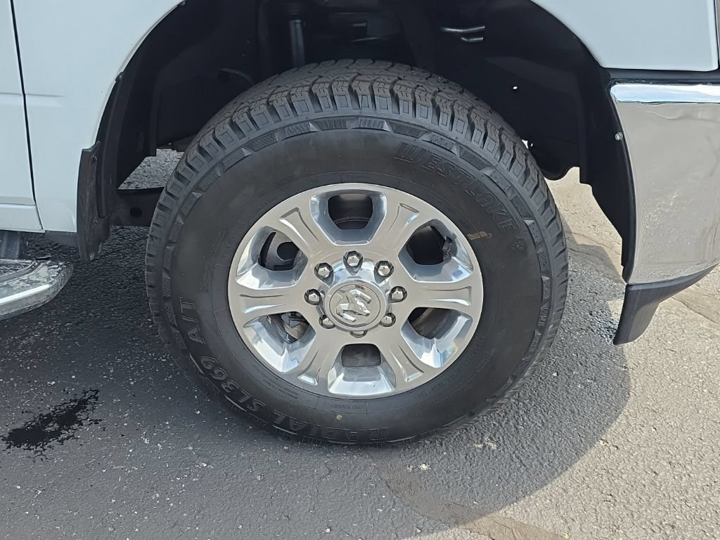 Used 2024 RAM 2500 Big Horn AWD/4WD image 16