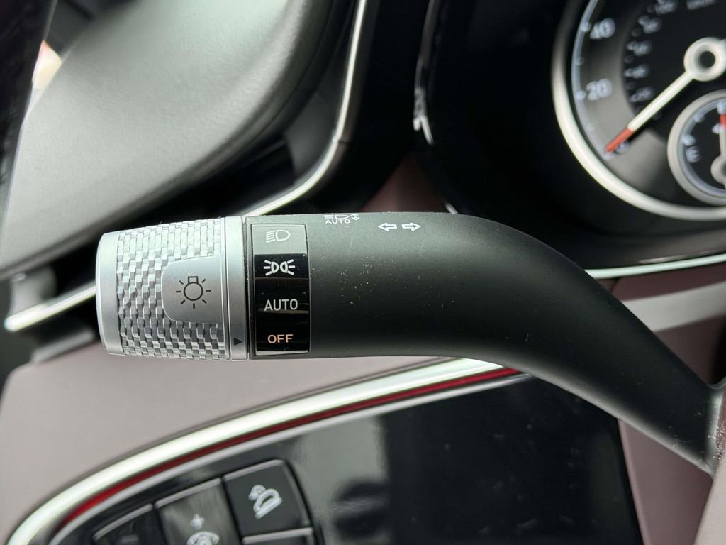 Certified 2023 Genesis GV70 2.5T w/ Advanced Package image 20