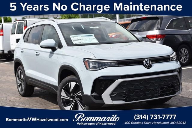 New 2026 Volkswagen Taos SE AWD/4WD image 1