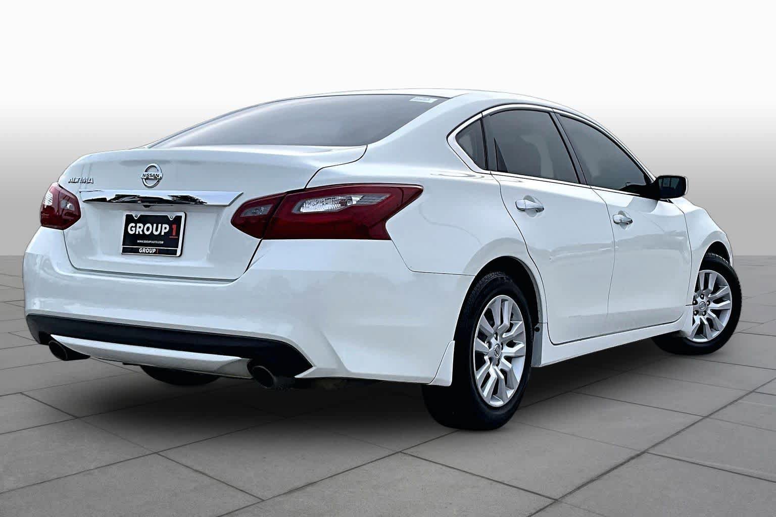 Used 2018 Nissan Altima 2.5 S w/ S Convenience Package FWD image 13