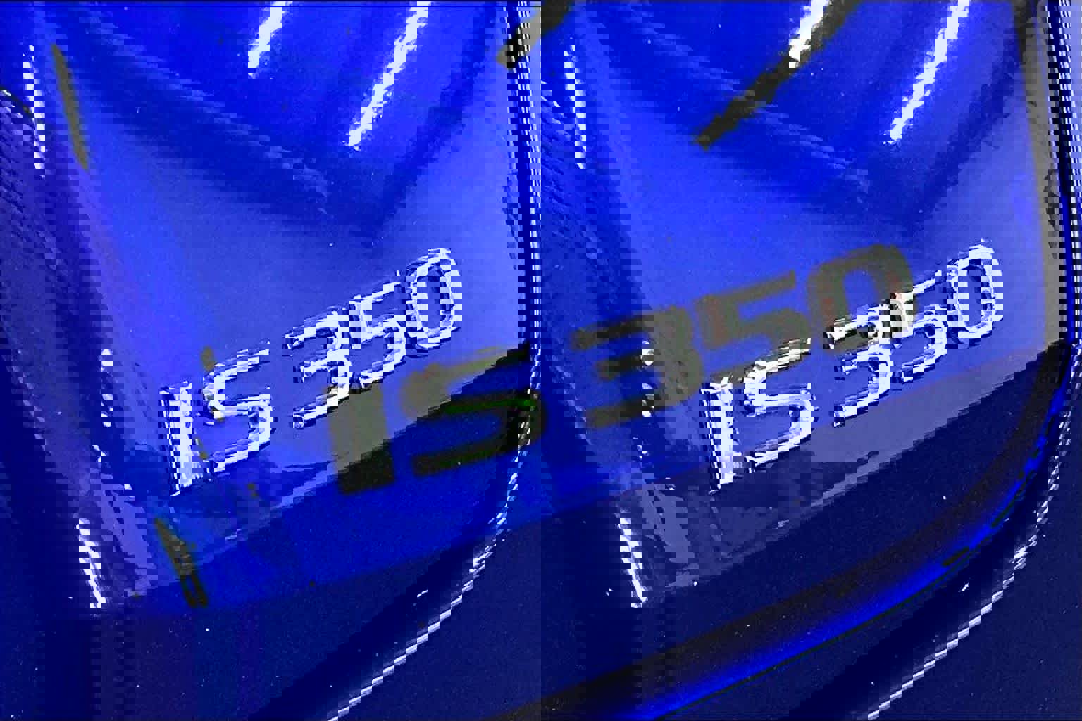 Used 2025 Lexus IS 350 F Sport w/ Navigation Package image 9