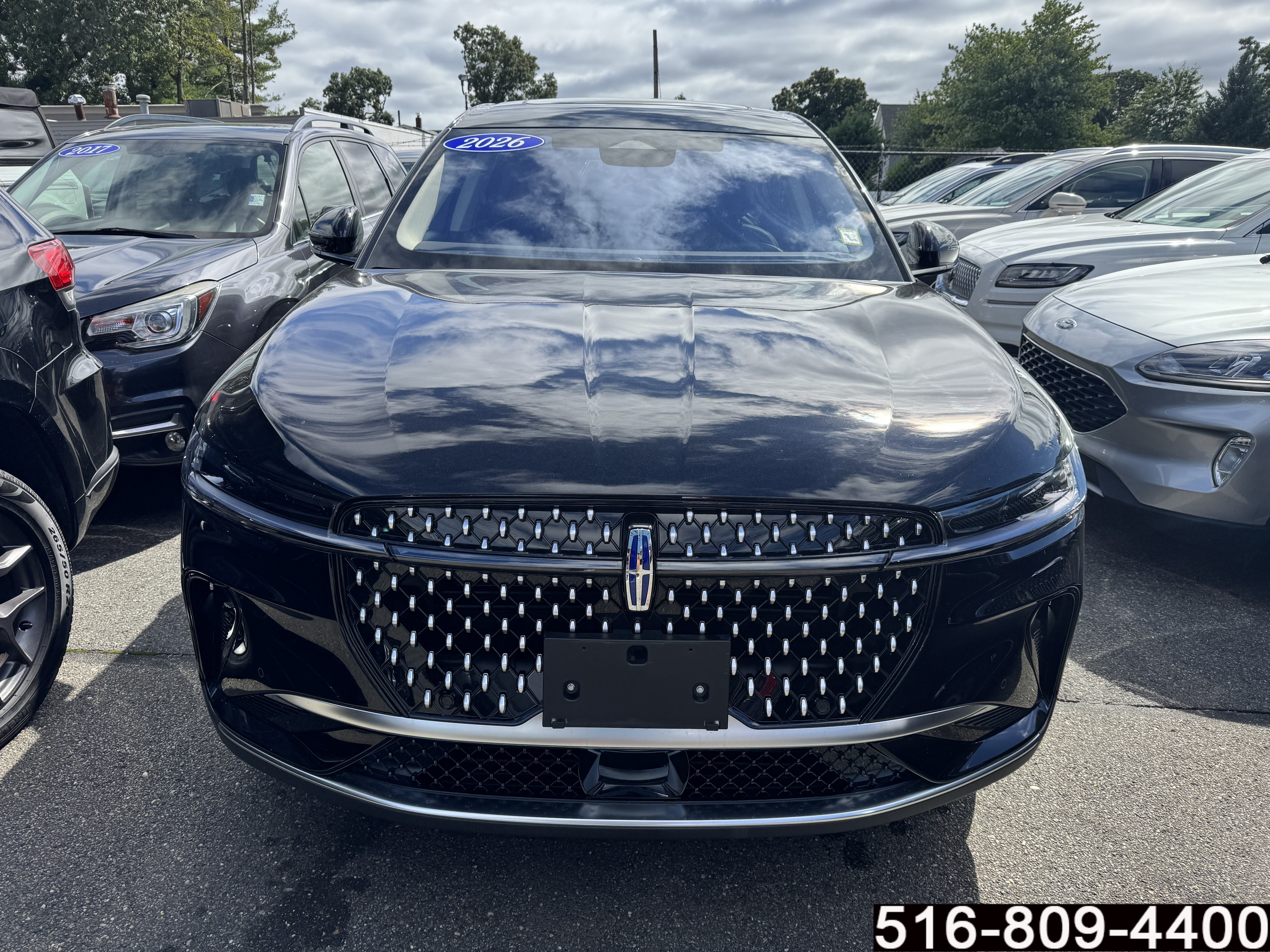 Used 2026 Lincoln Nautilus Premier w/ Equipment Group 102A AWD/4WD image 2