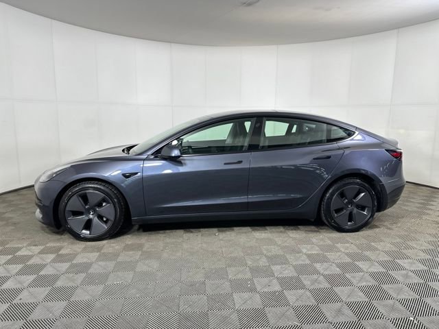 Used 2023 Tesla Model 3 Standard Range image 6